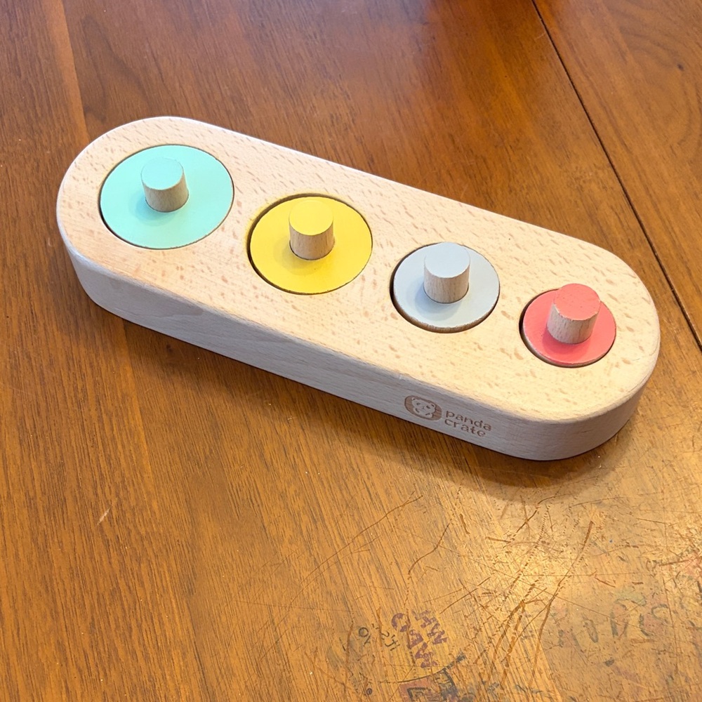 Kiwi Co Wooden Puzzle